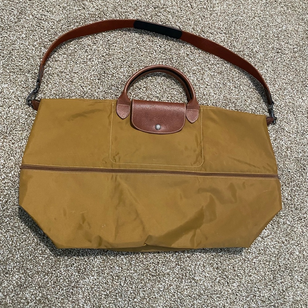 Longchamp expandable travel bag